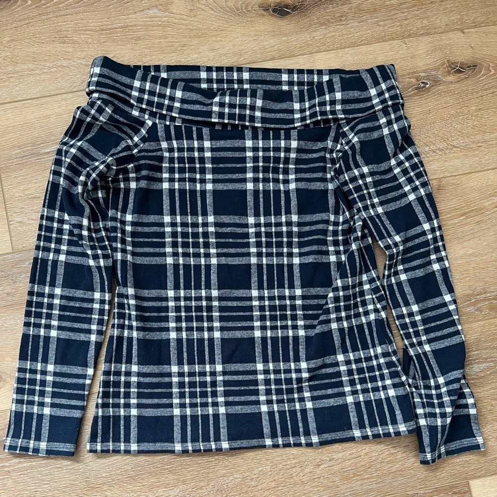 BANANA Republic Navy Plaid Sweater Size M